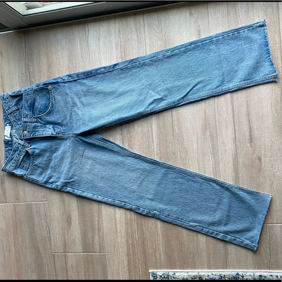 Source Unknown- Criss Cross Boyfriend Jeans - Picture 6 of 11